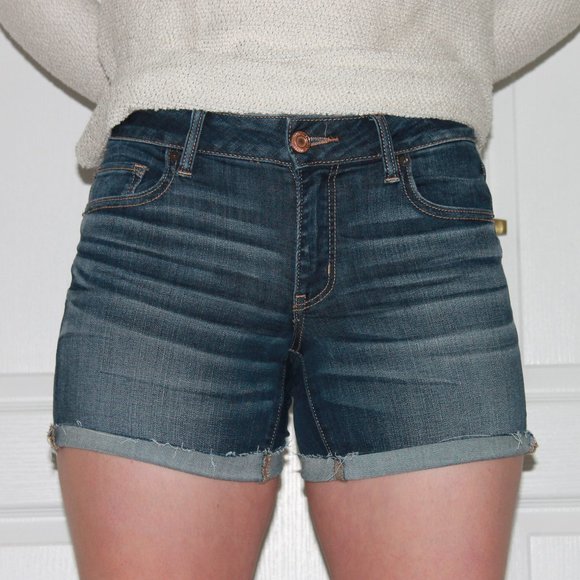 American Eagle Jean Short - Picture 1 of 3